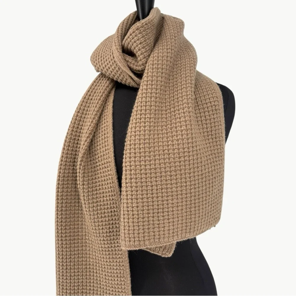 Everlane The Waffle Knit Scarf 100% Wool | RWS Certified | One Size | Camel Tan - Picture 5 of 7